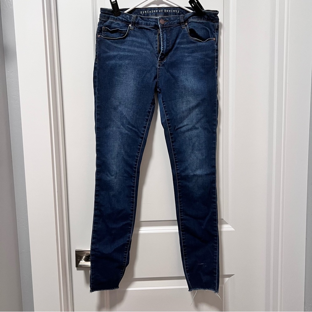Articles of society skinny jeans size 12.